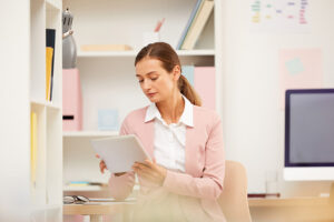 労災「死傷病報告」・安衛法関連の届出が電子申請義務化